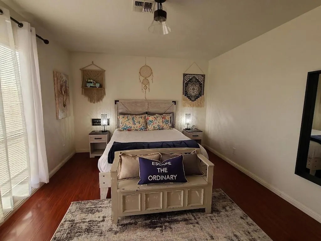 Апартаменты 2Bed 1 Bath Condo Near Nellis Afb & The Strip Лас-Вегас
